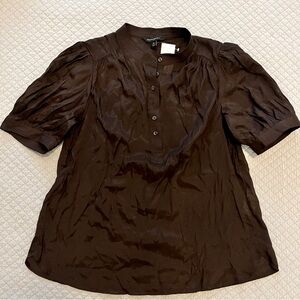 Banana Republic Dressy top with puff sleeves